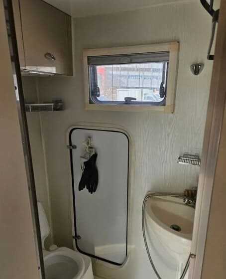 스타렉스 캠핑카 중고차