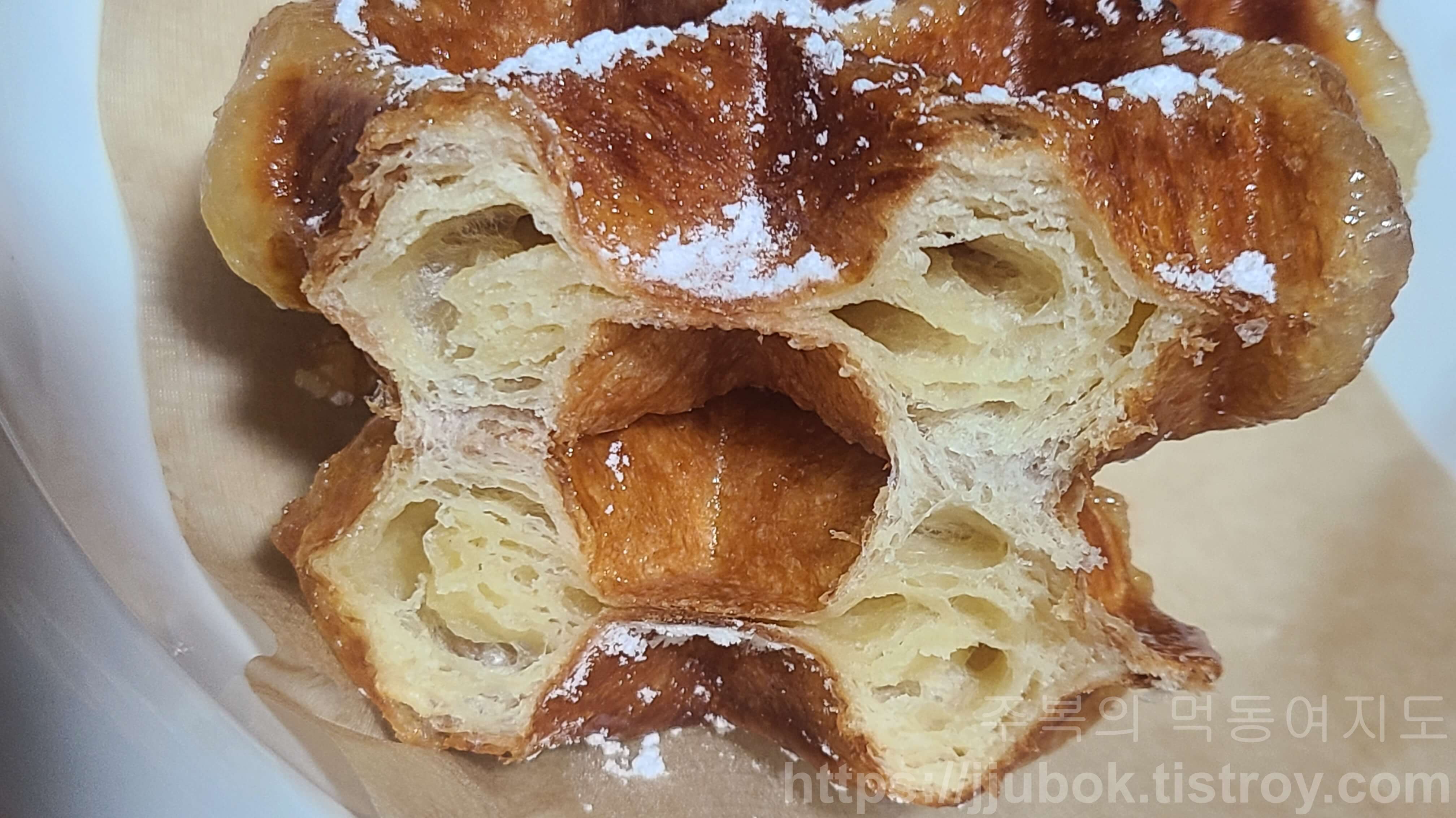 크로플덕-제물포점-플레인-크로플-맛