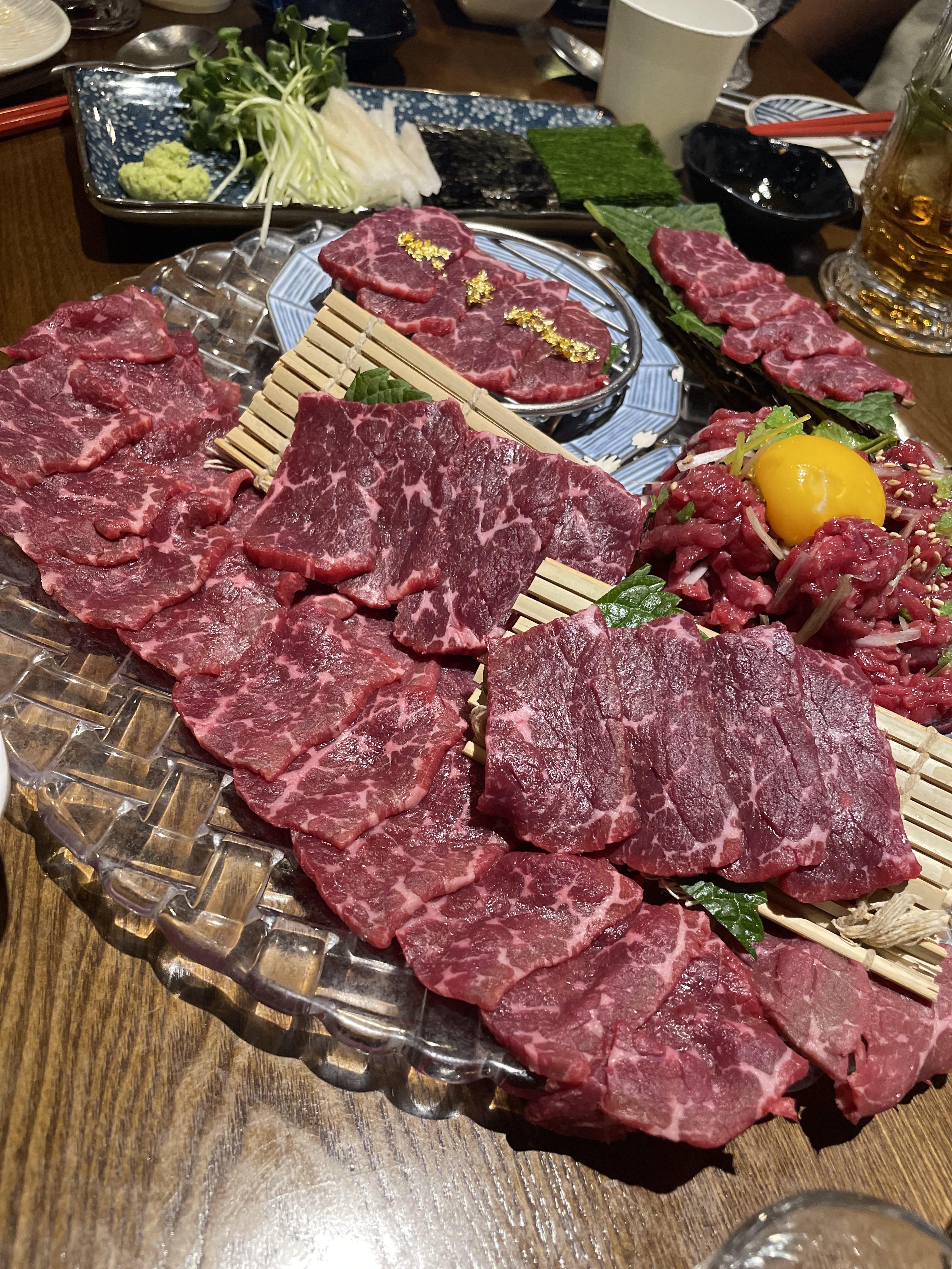 육회육사시미