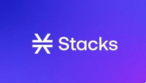 스택스 코인의 로고, 보라색 바탕에 하얀색 글씨가 있다 영어로 stacks라고 적혀져있다.