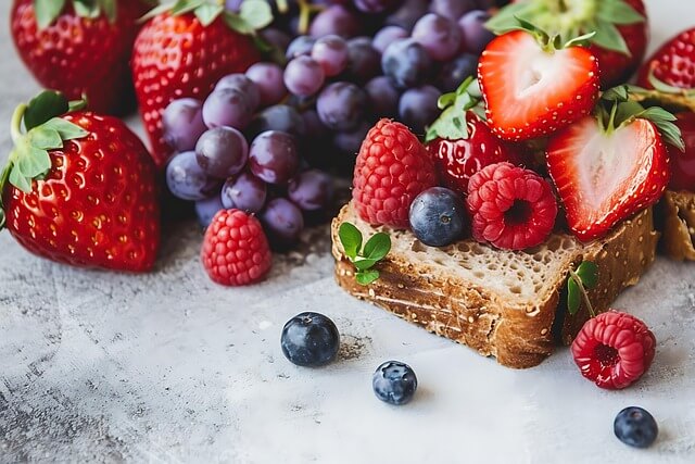 혈관-청소에-좋은-베리류-이미지