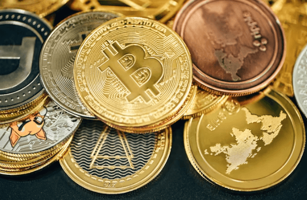 2025 하반기 ETF: 방산·우주 vs. 차세대 유망주