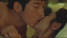 사랑하는-남여가-다정하게-키스하는-모습