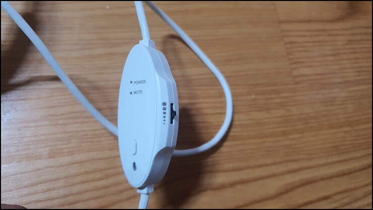 헤드셋의-볼륨조절부분