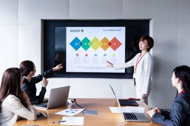 회사에서 티 내면 손해보는 9가지 직장생활 망치는 무의식 행동들