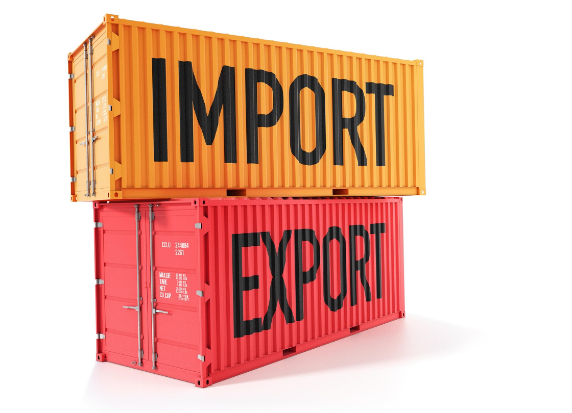 IMPORT, EXPORT가 적힌 컨테이너