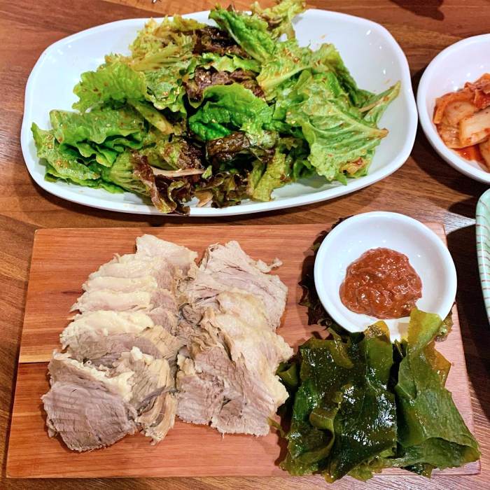 식객 허영만 백반기행 강남 가로수길 신사 제주식 수육 돔베고기 맛집