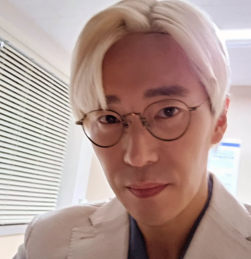 엄기준 22일 결혼 48세 품절남되다! 인스타그램2