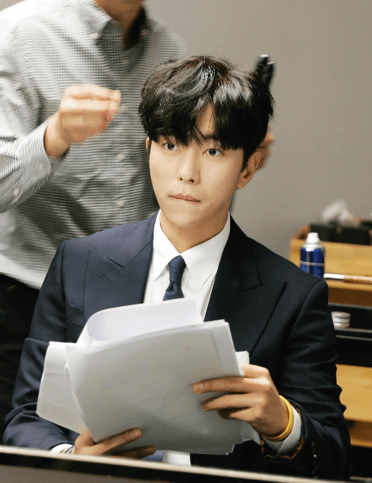 윤현민
