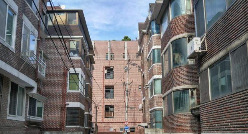 도시의 다세대주택들