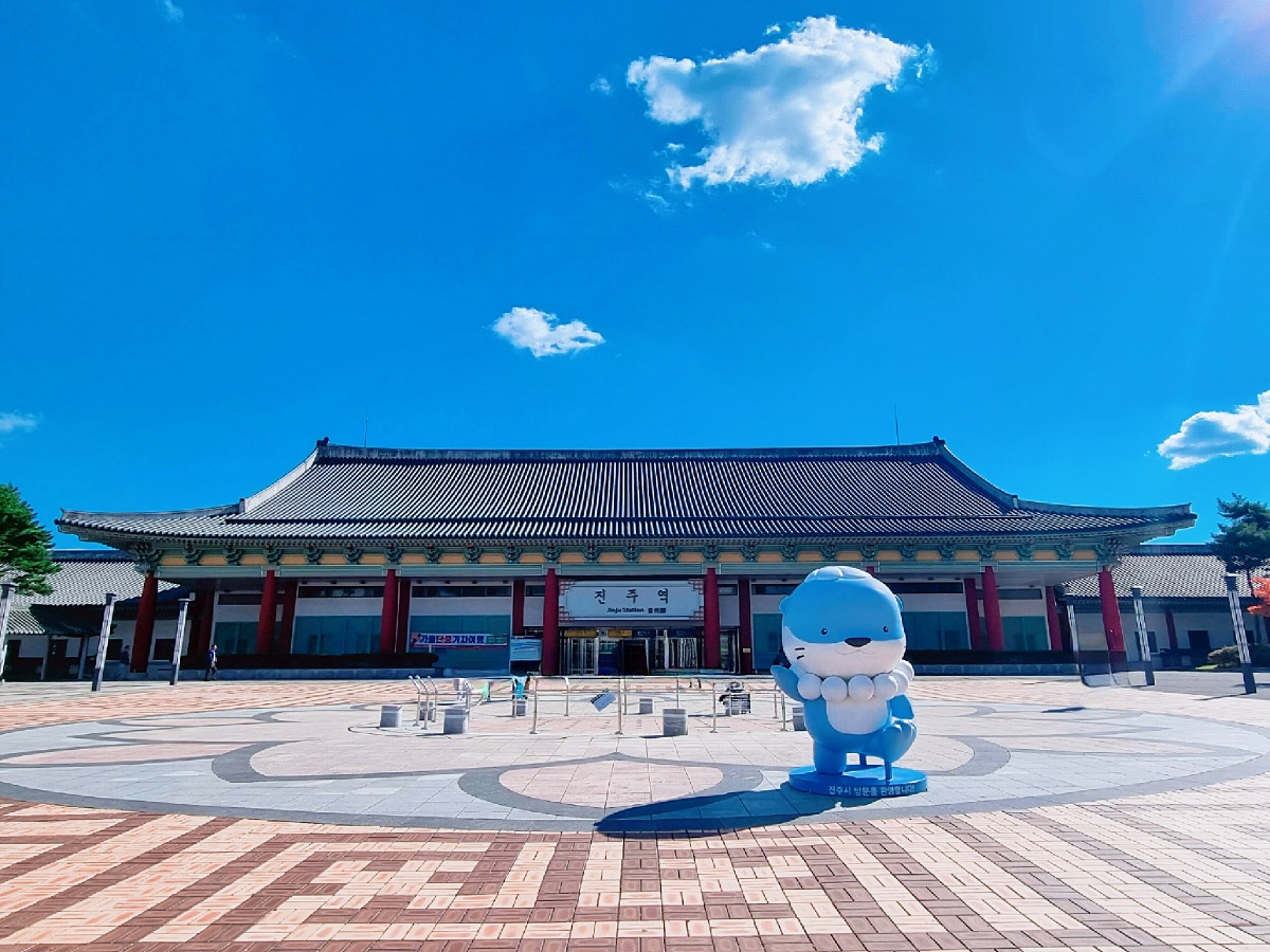 진주 남강 유등축제 숙소 골든튤립호텔 남강, 진주 중앙시장 먹거리, 진주역