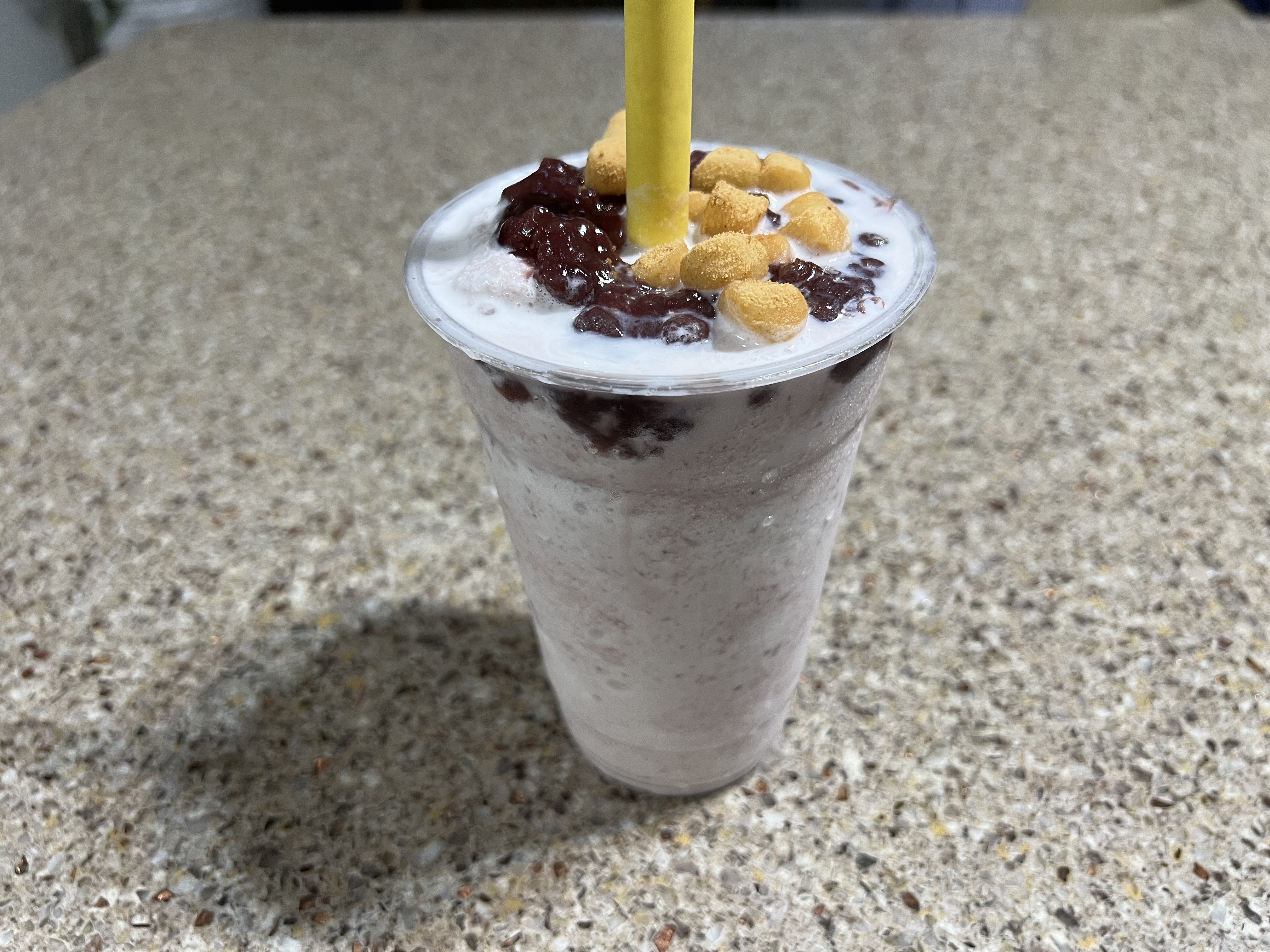 컴포즈 커피 팥빙수 맛 "팥절미 밀크쉐이크