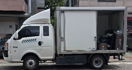 화물자동차 사진