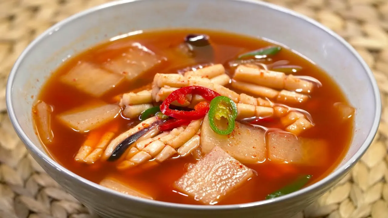 오징어 무국 끓이는 방법으로 칼칼국물_8