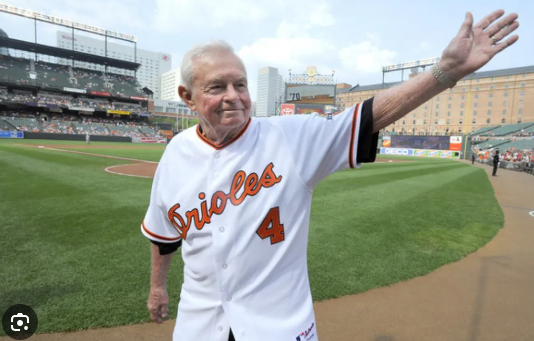 에롤드 위버 야구감독