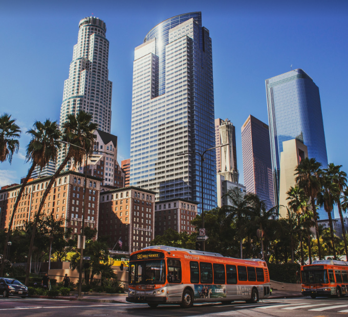 도심속 뻗어있는 아파트