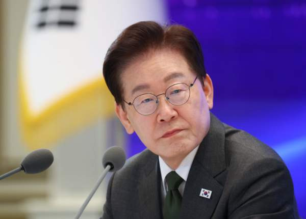 이 대통령 국무회의 공개 논란 총정리｜생중계 중단 요구 반박&middot;장관 발언 논란&middot;레드팀 뜻&middot;국무회의 영상