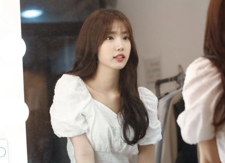 윤서아 