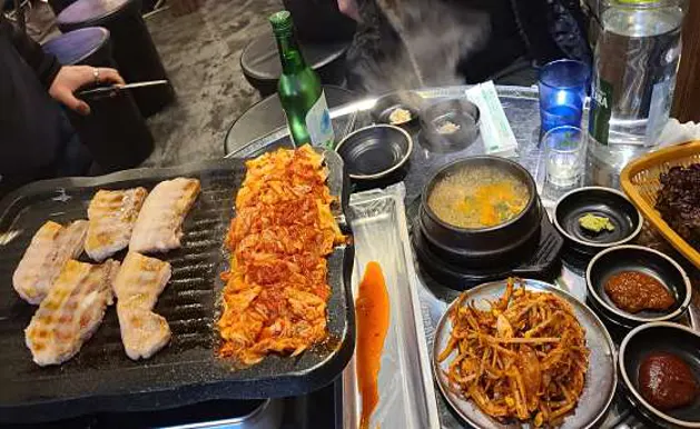 신김치생도야지