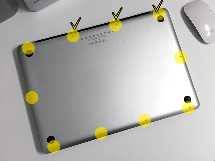 맥북-하판-분해