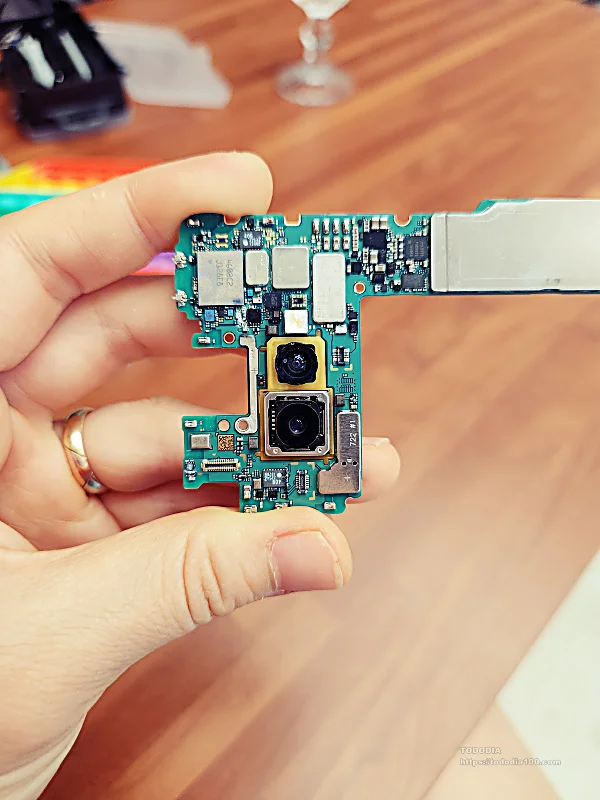 갤럭시 s10e-카메라