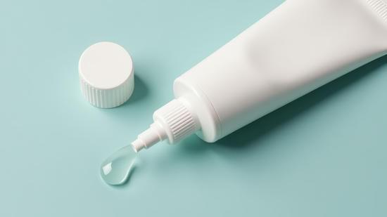 피부과 시술 후 꼭 필요한 재생 연고의 역할과 선택 방법