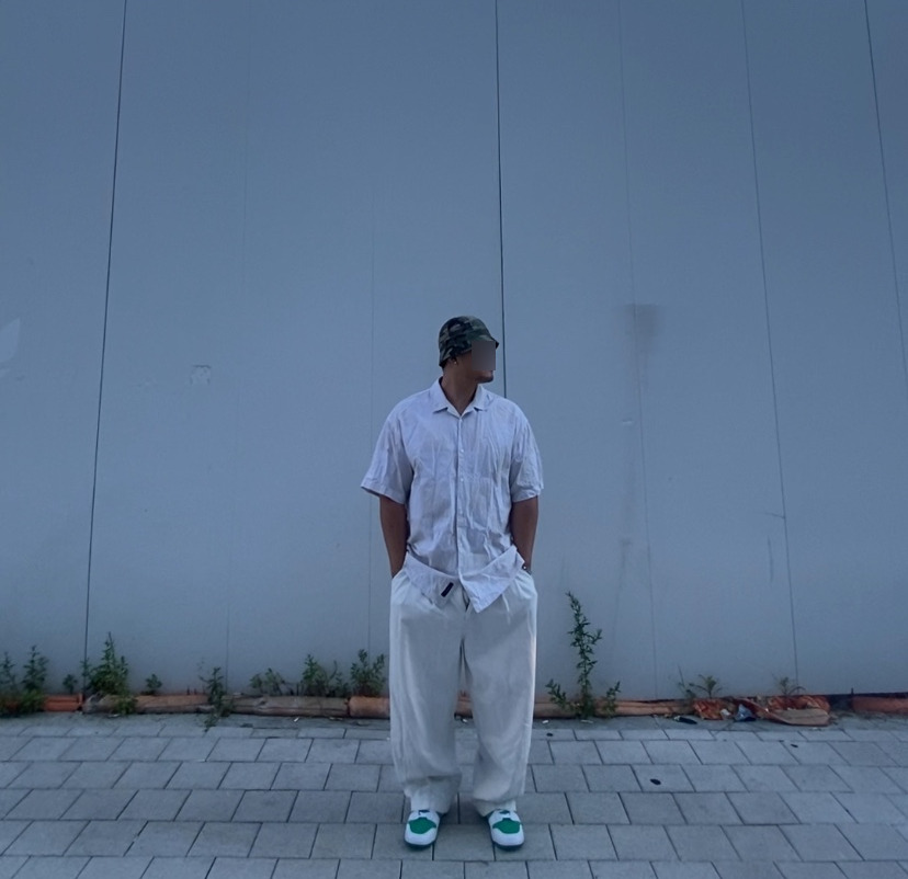 데일리룩('26. 10. 8.)엑스트라오디너리 카모 버킷햇 벙거지, 반스 체커보드 반소매 셔츠, 무신사스탠다드 와이드 벌룬 팬츠, 나이키 덩크 하이 레트로 DV0829-300 그린