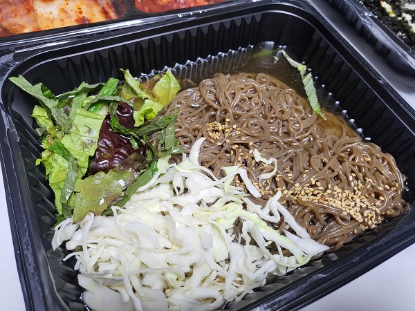 청담족발 반반족발 막국수