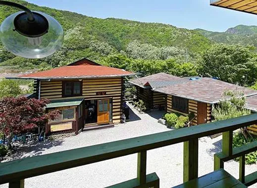 주왕산황토방갈로펜션
