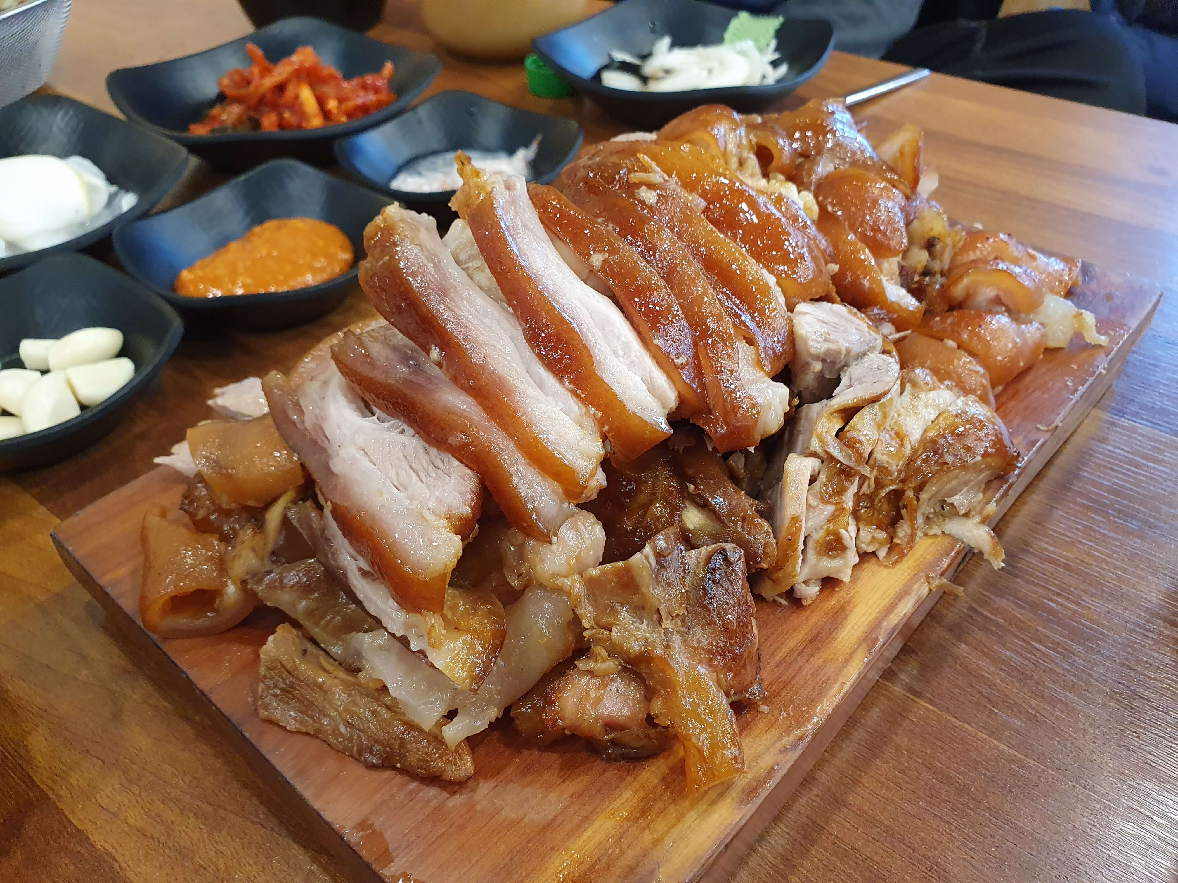 초읍동(어린이대공원) 한방왕족발 한방족발 중
