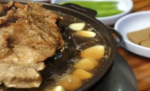 석산장
