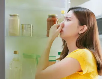 냉장고 냄새 김치통 밀폐와 랩 씌우기 식재료 분리 정리_3