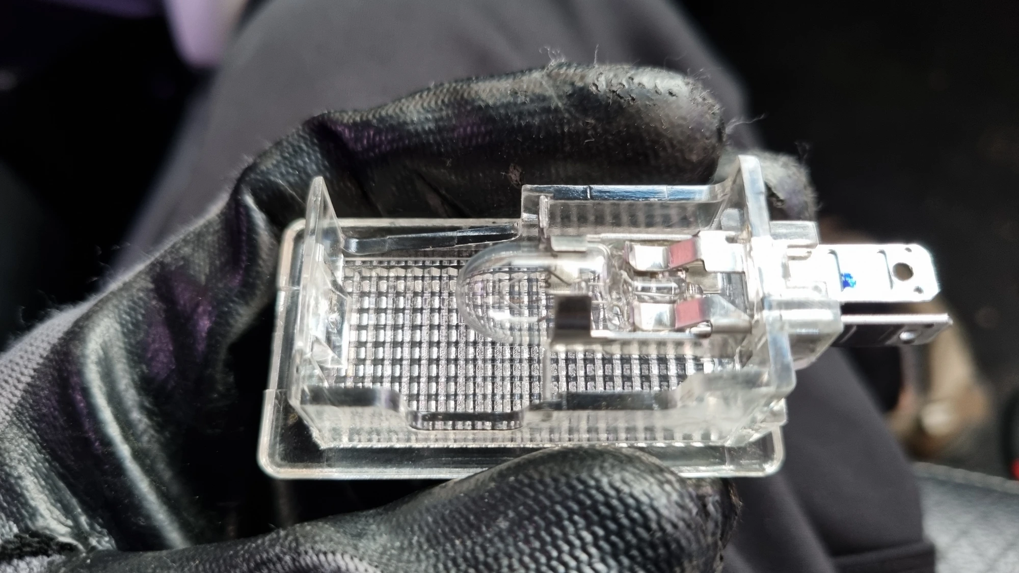 글로브박스 전구