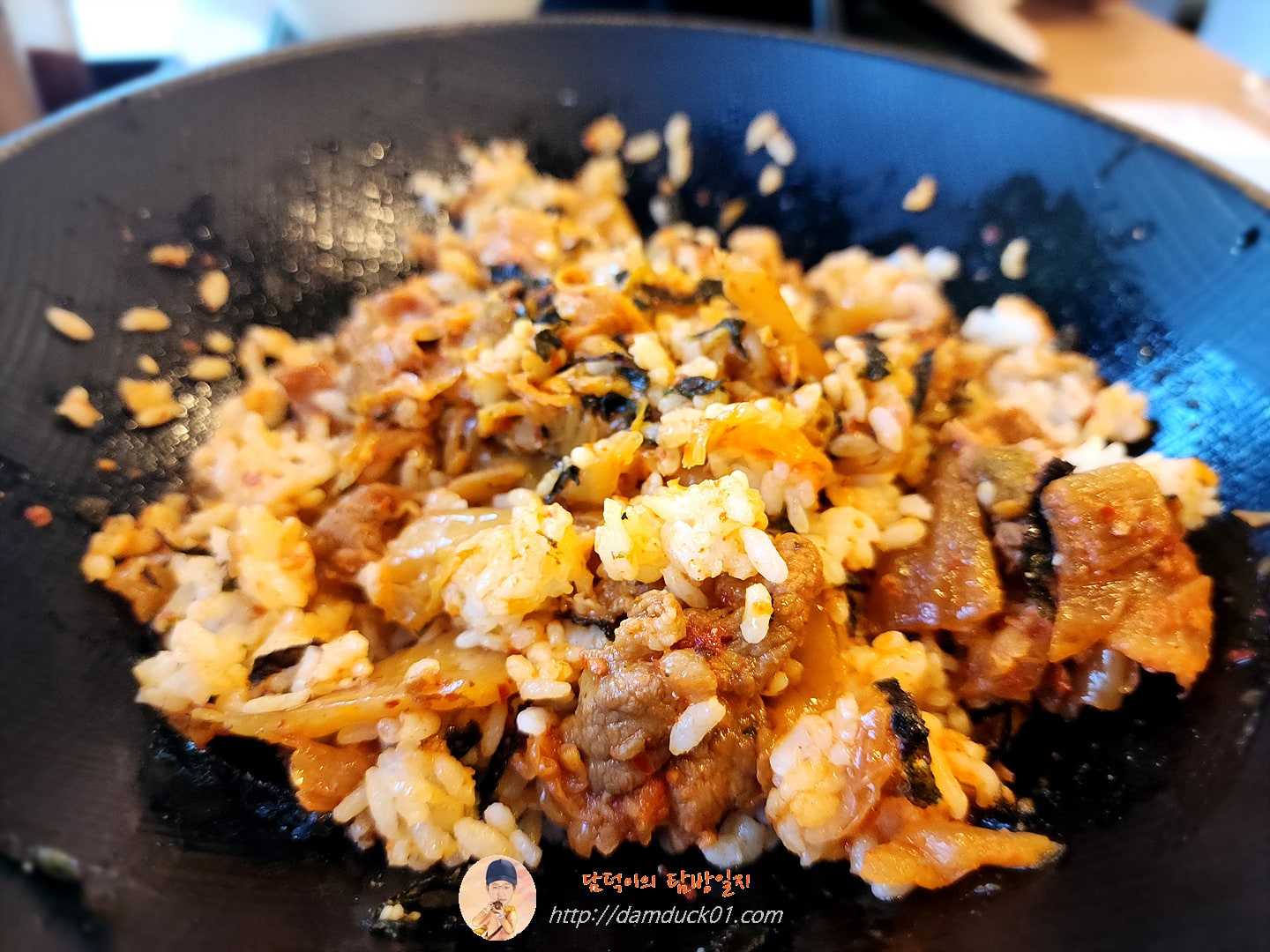 김치제육덮밥