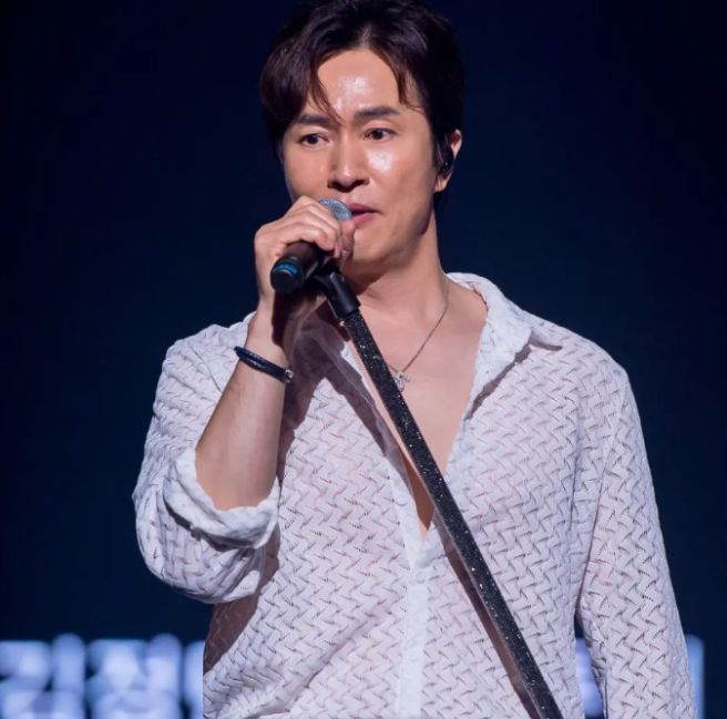가수 김정민