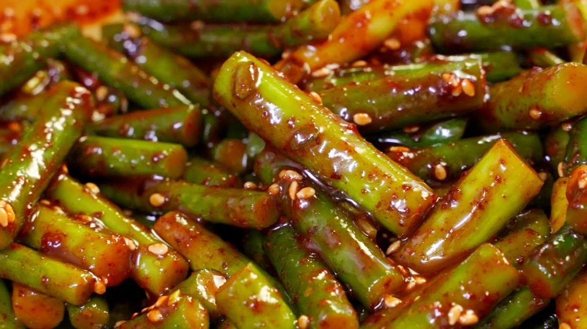 마늘쫑장아찌
