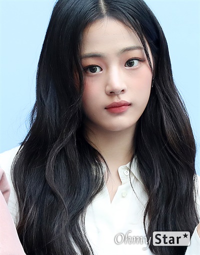 민지
