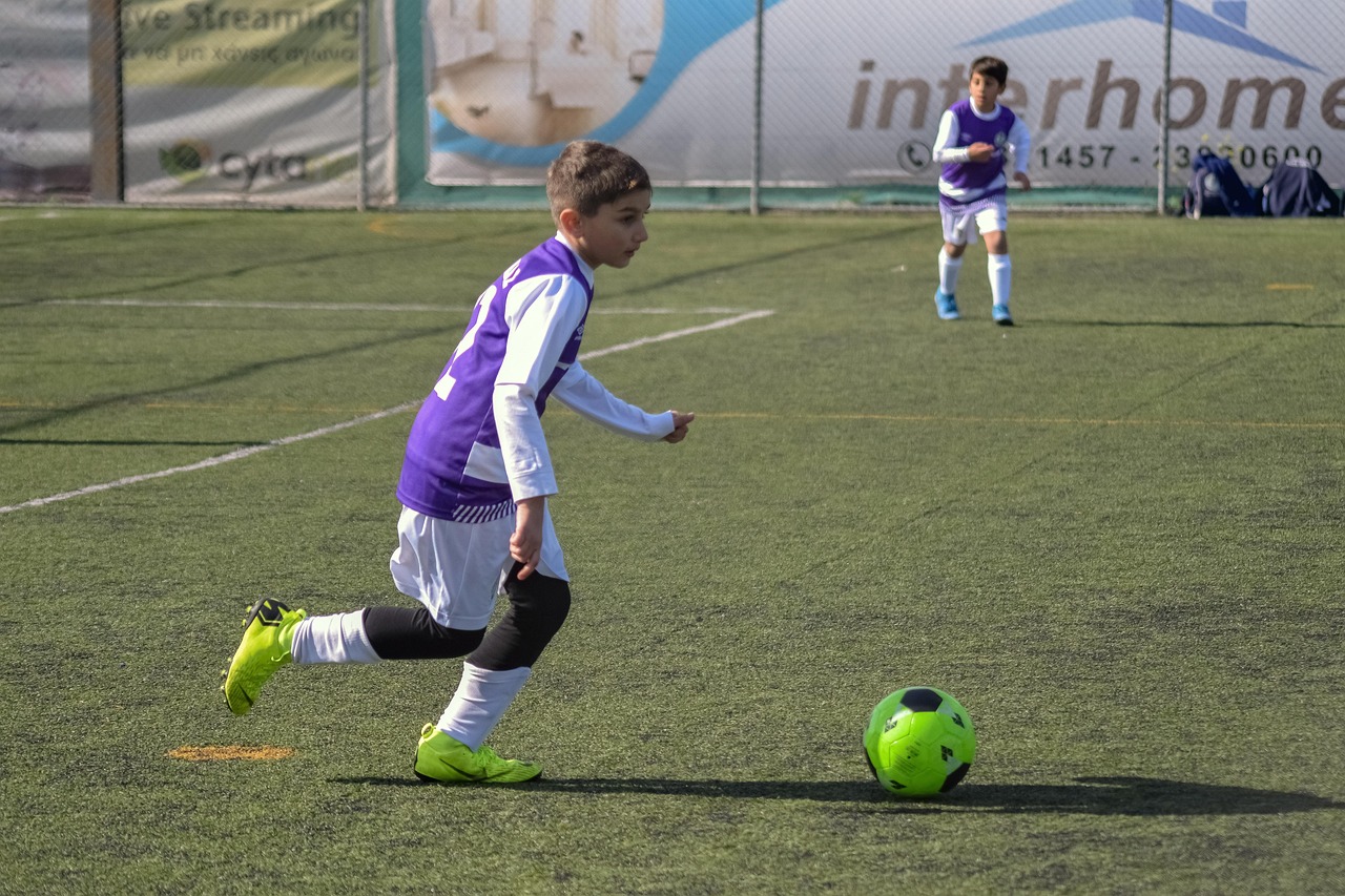 농촌 조기 축구의 매력 (조기축구, 시골, 공동체)