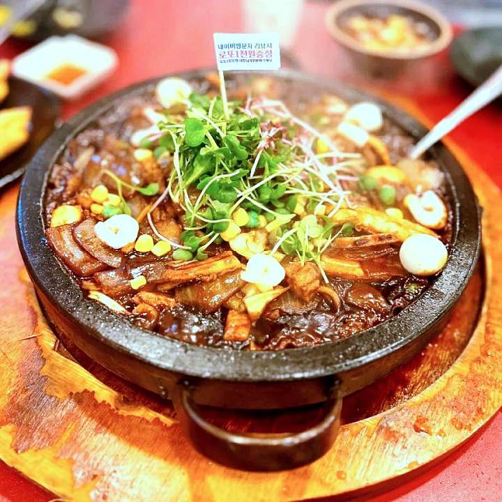 생방송오늘저녁 돌짜장 복권 로또 1등 당첨 황금손 주인장의 뜨거운 돌짬뽕 매운 갈비찜 부산 맛집 추천