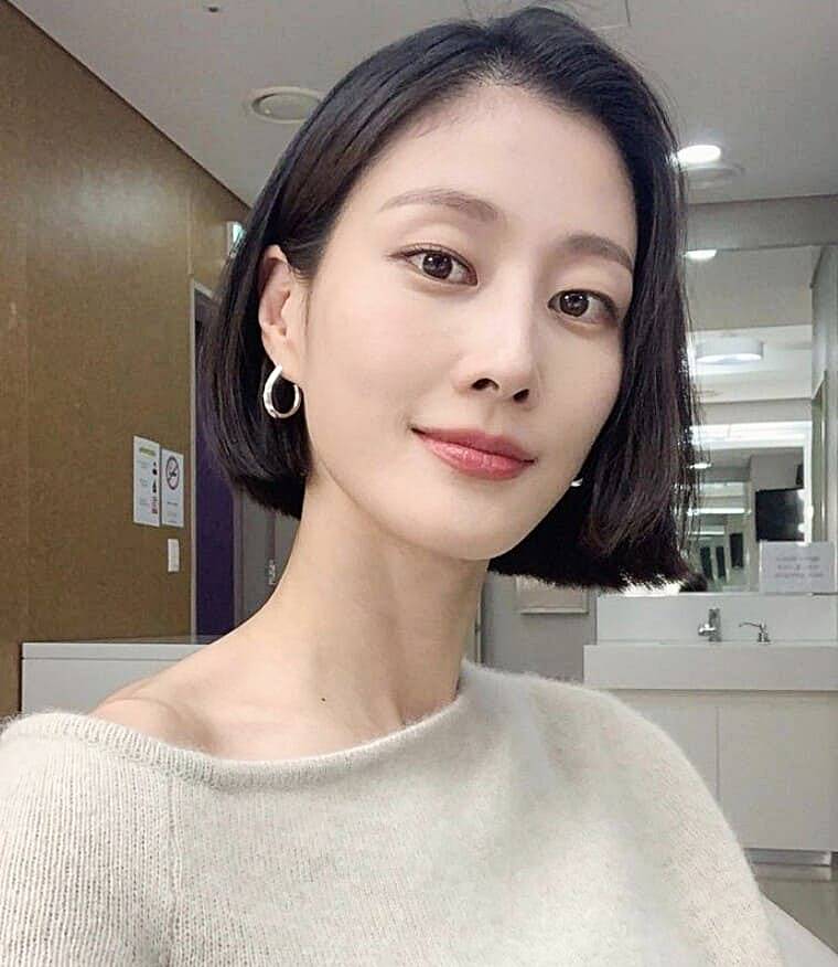 모델-출신-방송인-이현이