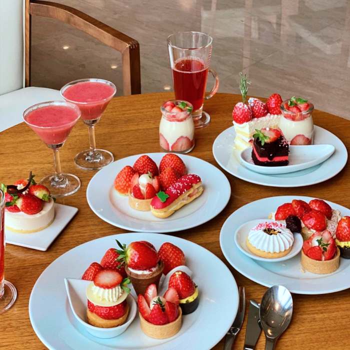 생방송투데이 용산 신용산 딸기 디저트 뷔페 맛집
