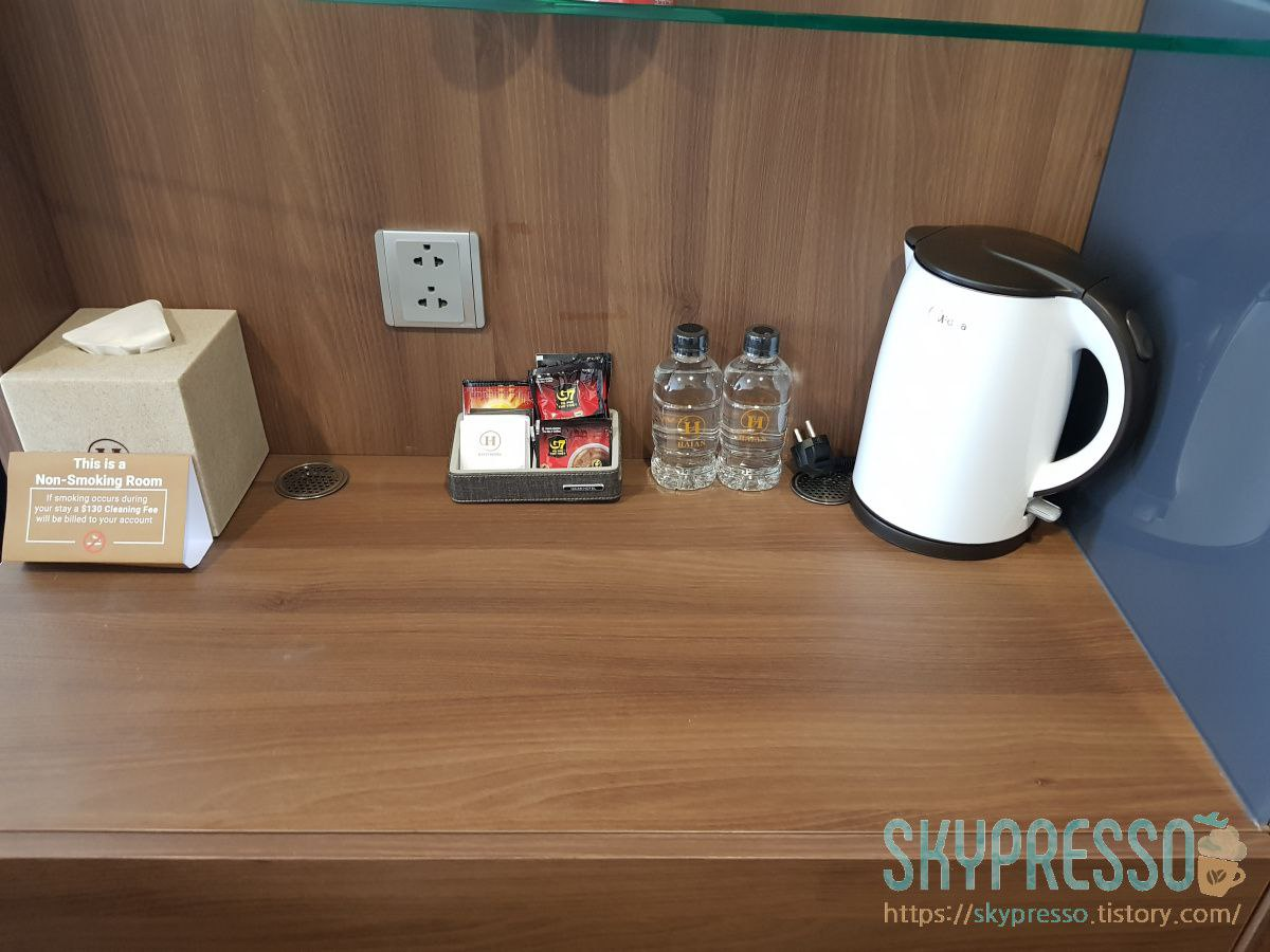 다낭 하이안 비치호텔 Partial Seaview