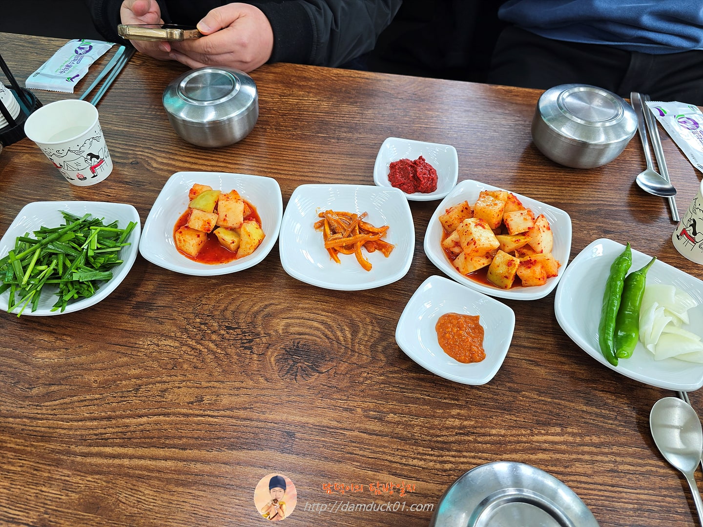 담미순대국 반찬