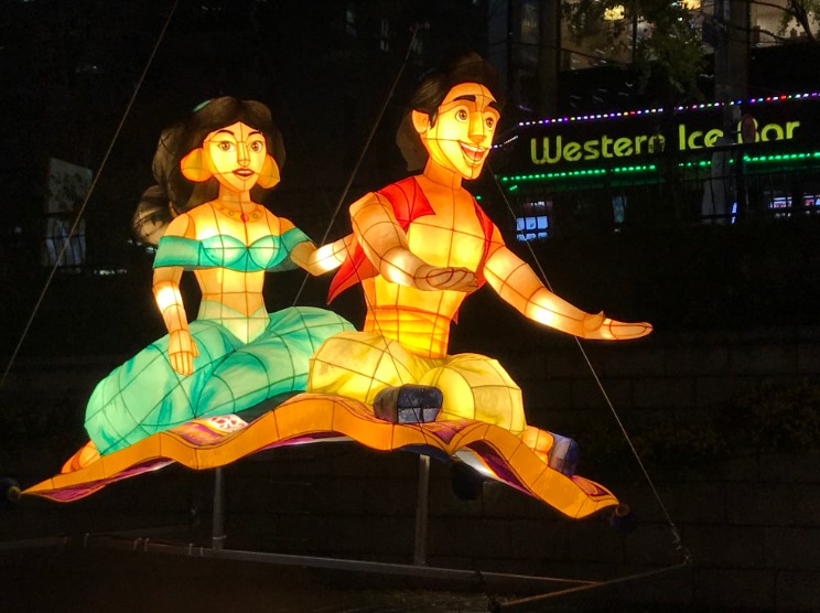 서울빛초롱축제-과거-행사현장-사진-1