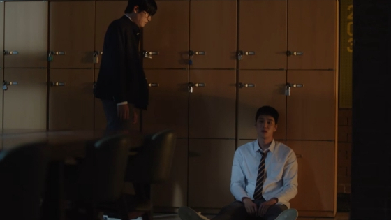 스프링 피퍼 선재규, 최이준 과거 고등학교 회상 장면