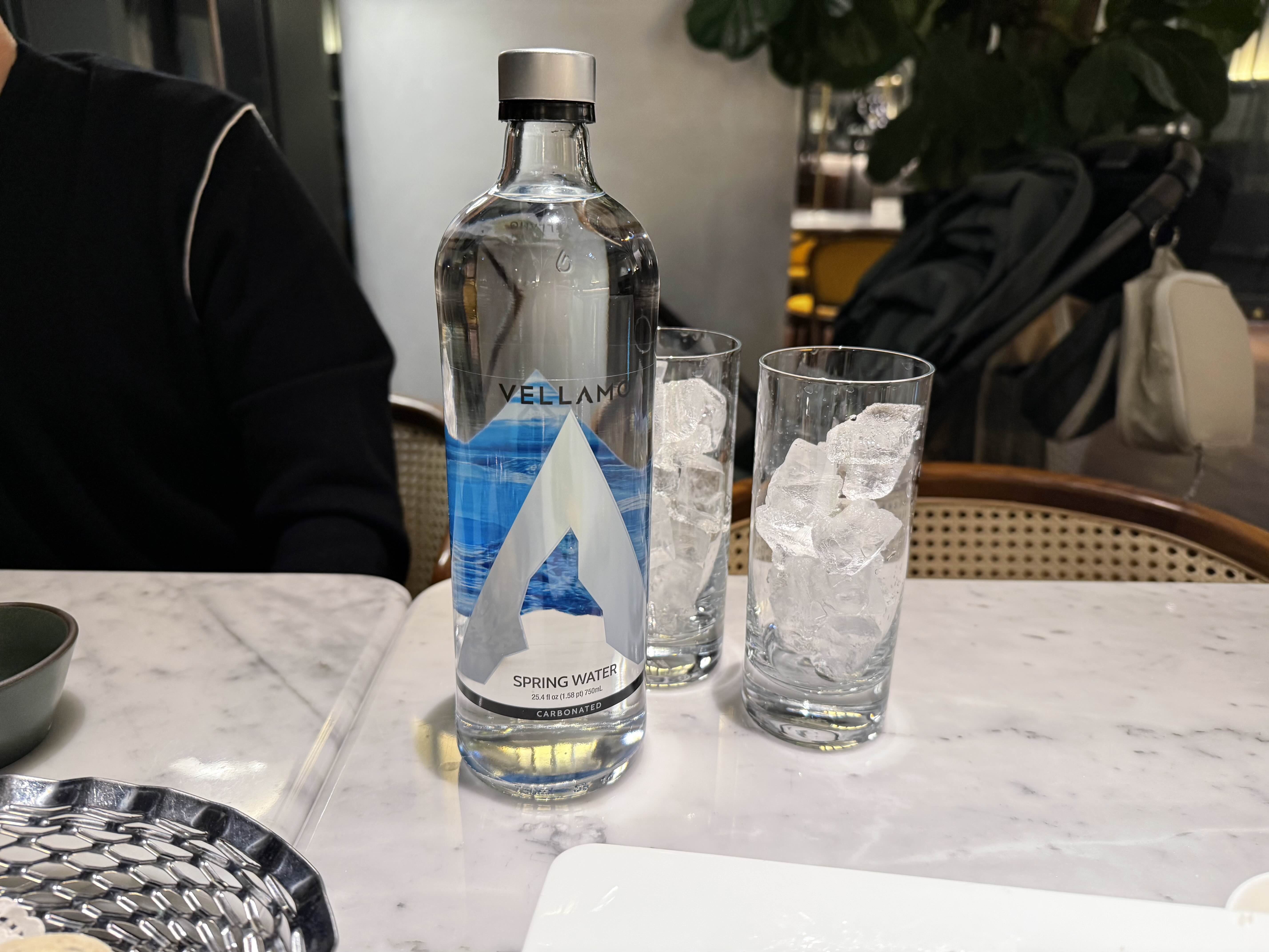 아난티 부산 맥퀸즈그릴앤바