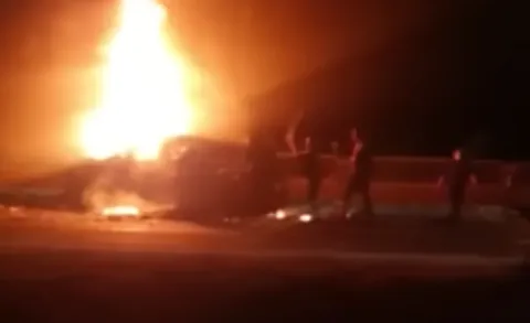 전기차 열폭주로 순신간에 전소되는 상황