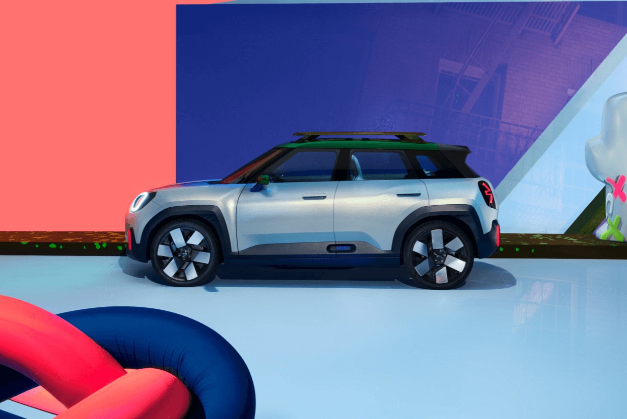 미니-에이스맨-옆면