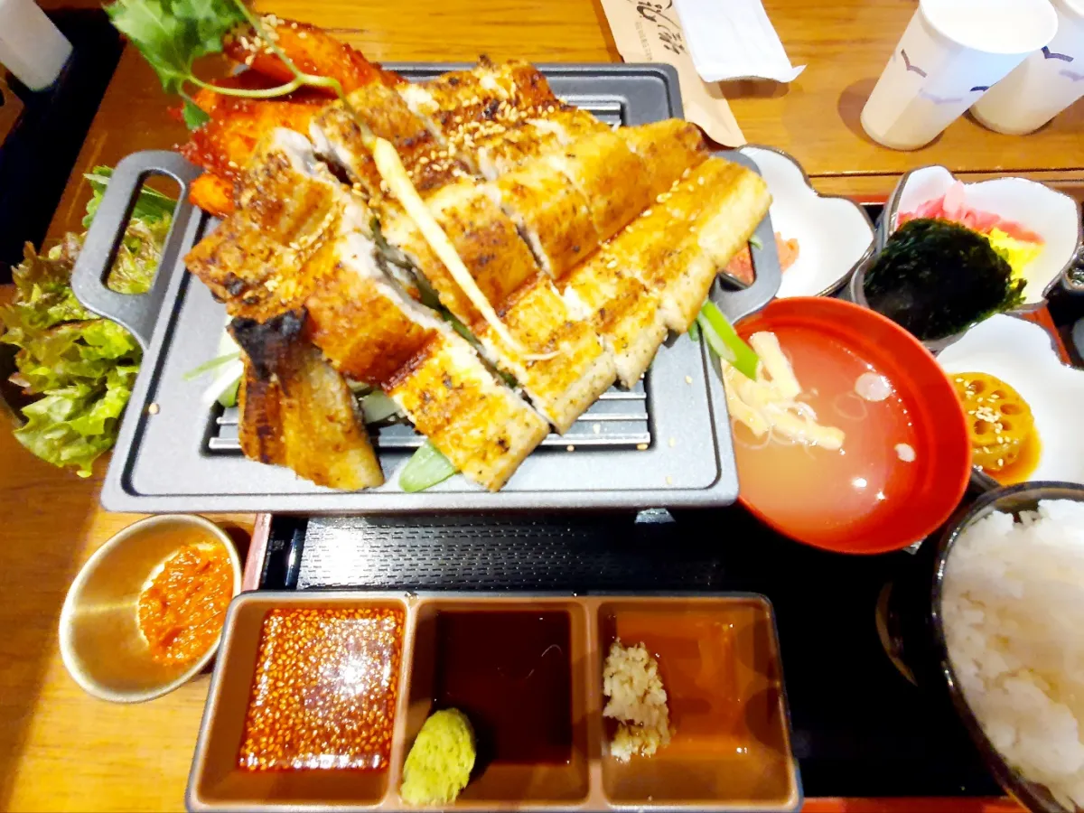 장어-구이-정식-1