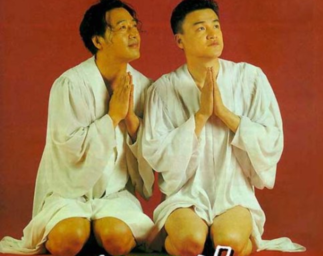 영화 할렐루야에 등장하는 박중훈이 가짜목사로서 기도하는 장면